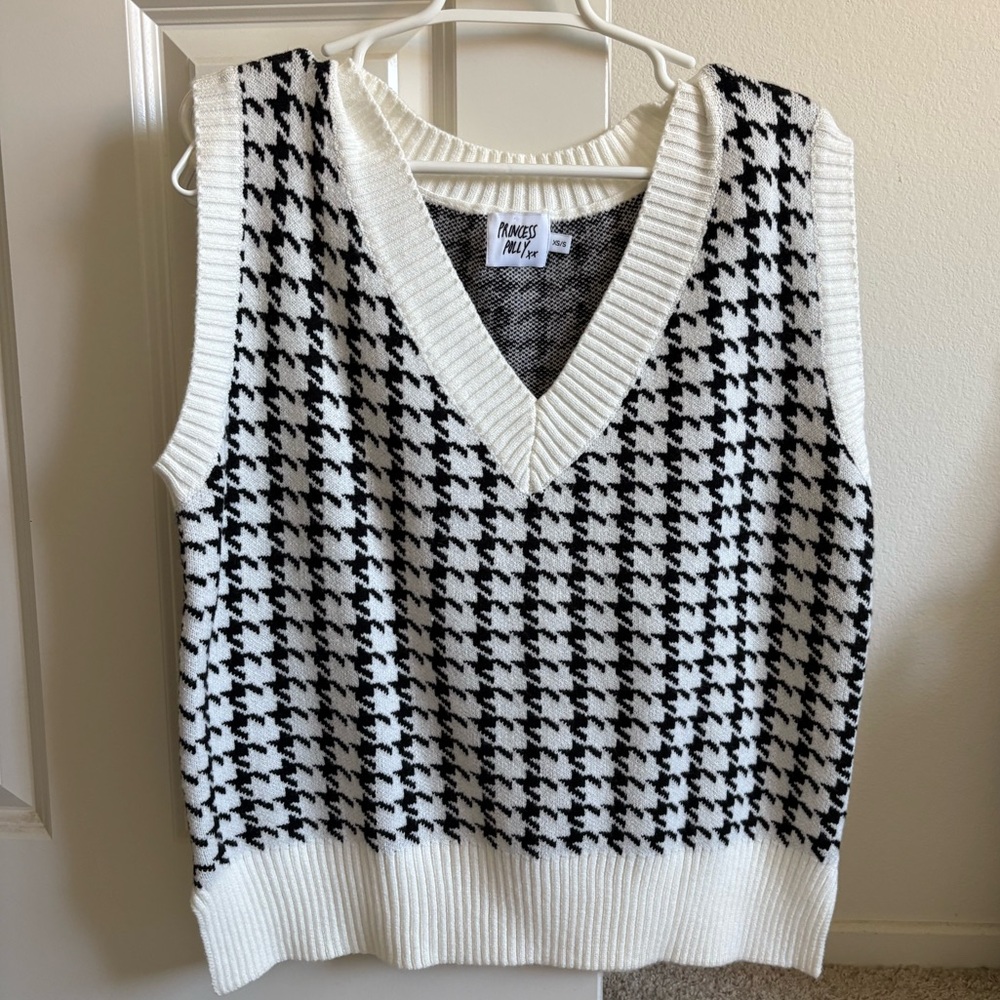 Princess Polly Houndstooth Oversized Ashton Sweater Vest Size XS/S